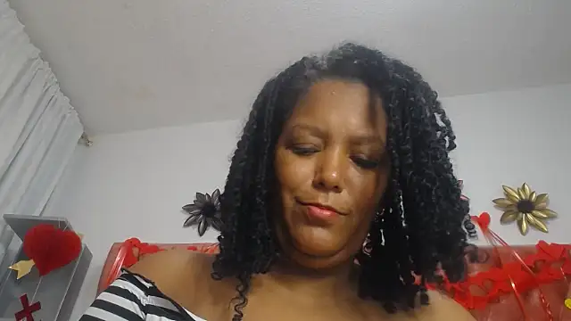 Snapshot of RACHELL__HOT chatting on February 2025 03:29:01 AM RACHELL HOT online show from February 2025 03:29:01 AM