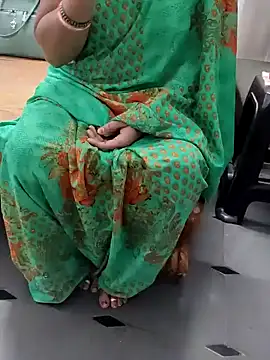 Snapshot of Januhot18 chatting on December 2024 05:38:02 AM Januhot18 online show from December 2024 05:38:02 AM