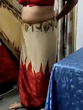 Snapshot of Januhot18 chatting on December 2024 05:21:01 PM Januhot18 online show from December 2024 05:21:01 PM