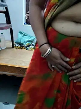 Snapshot of Januhot18 chatting on January 2025 11:58:02 AM Januhot18 online show from January 2025 11:58:02 AM