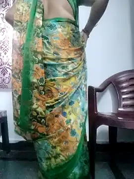 Snapshot of Januhot18 chatting on February 2025 02:29:01 AM Januhot18 online show from February 2025 02:29:01 AM