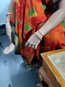 Snapshot of Januhot18 chatting on February 2025 09:36:02 AM Januhot18 online show from February 2025 09:36:02 AM