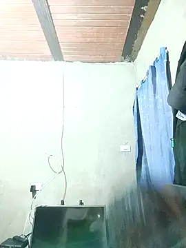 Giselabrunette25 online show from October 2025 05:40:01 AM