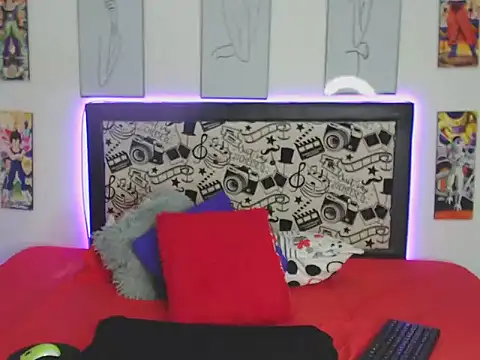 Snapshot of Rihana14 chatting on September 2025 10:47:01 PM Rihana14 online show from September 2025 10:47:01 PM