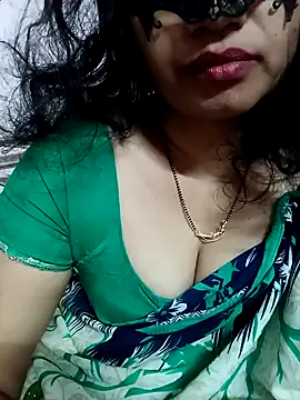 Snapshot of Hotanita99 chatting on November 2025 05:07:01 AM Hotanita99 online show from November 2025 05:07:01 AM