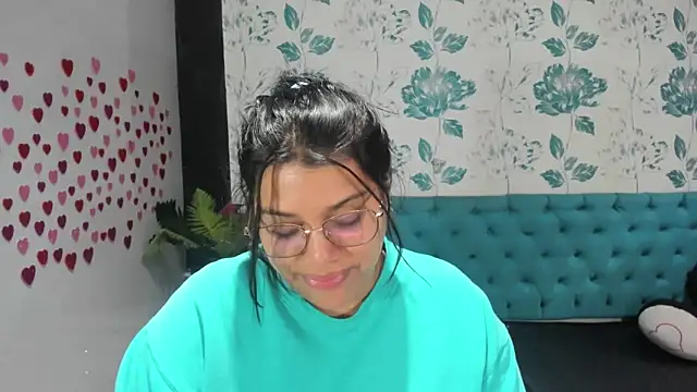 LindaBreeS online show from January 2025 01:38:02 PM