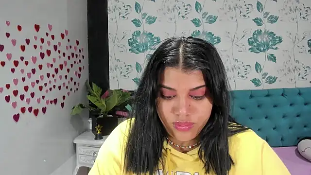 LindaBreeS online show from February 2025 04:29:01 PM