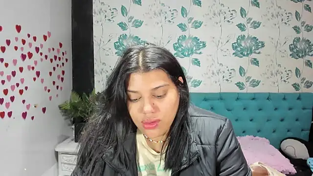 LindaBreeS online show from March 2025 06:23:02 PM