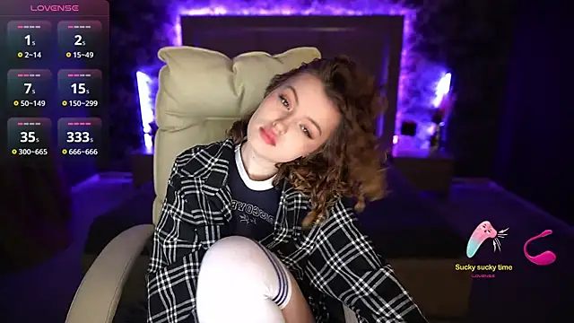 YesPussyClover online show from February 2025 08:53:02 PM