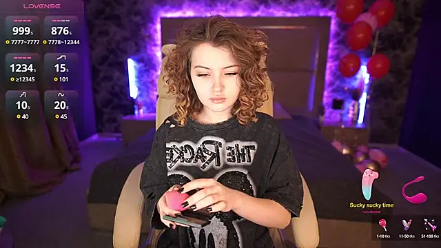 YesPussyClover online show from February 2025 10:03:01 PM