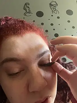 lolabun247 online show from November 2025 04:19:01 PM