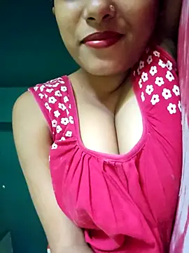 Snapshot of sexyindi_couple chatting on October 2025 05:08:01 AM sexyindi couple online show from October 2025 05:08:01 AM