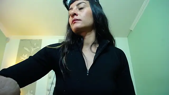 Snapshot of Naughty_Kittenm chatting on January 2025 02:30:01 PM Naughty Kittenm online show from January 2025 02:30:01 PM