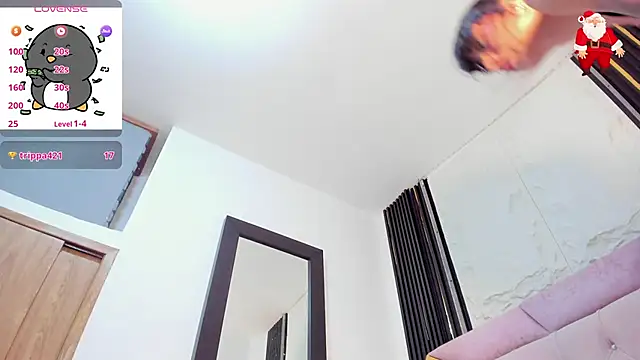laurem-paulette online show from December 2024 07:33:01 PM