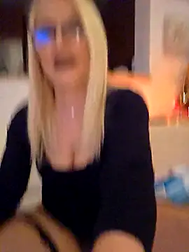 Snapshot of kikkastar chatting on December 2025 09:02:01 PM kikkastar online show from December 2025 09:02:01 PM