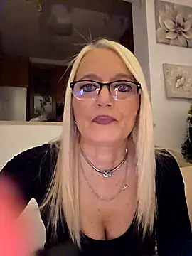 Snapshot of kikkastar chatting on December 2025 08:57:02 PM kikkastar online show from December 2025 08:57:02 PM