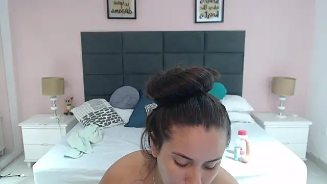 Snapshot of MadisonJenner chatting on December 2024 04:36:01 PM MadisonJenner online show from December 2024 04:36:01 PM