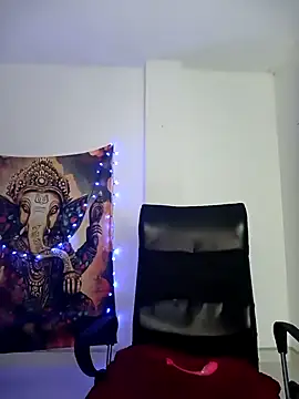 freyadevil333 online show from February 2025 05:20:01 AM