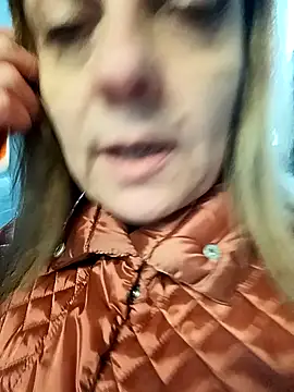 Snapshot of Sunbelxx chatting on January 2025 03:55:02 PM Sunbelxx online show from January 2025 03:55:02 PM