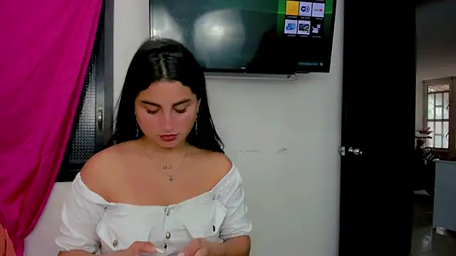 sunshine uwu22 online show from December 2024 07:06:01 PM