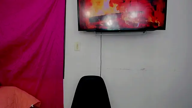 sunshine uwu22 online show from December 2024 07:24:02 PM