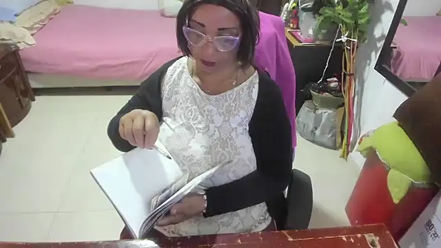 Mrs mommy  online show from January 2025 05:54:01 PM