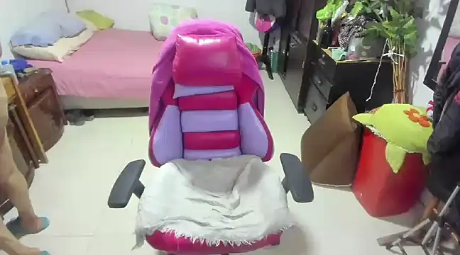 Mrs mommy  online show from January 2025 07:49:01 PM