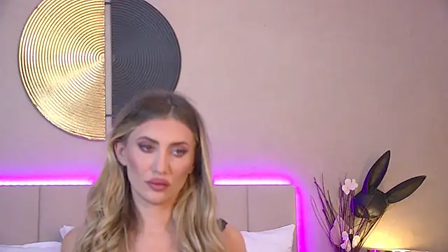 EvellineClaire online show from October 2025 08:35:02 AM