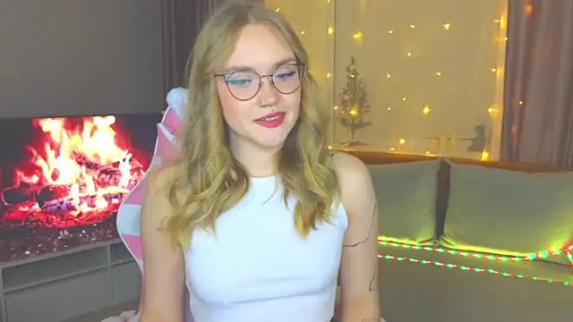 Aurora Golden1 online show from January 2025 05:09:02 PM