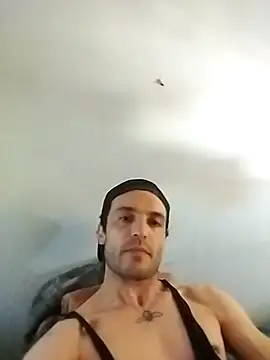 Snapshot of EmeEme11 chatting on November 2025 06:34:02 PM EmeEme11 online show from November 2025 06:34:02 PM