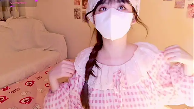 Snapshot of Embez-Damdang chatting on December 2024 02:39:01 PM Embez-Damdang online show from December 2024 02:39:01 PM