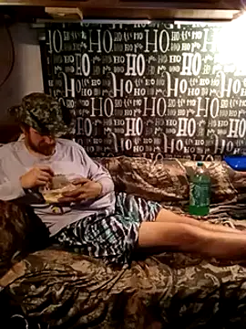 hothippie420 online show from January 2025 05:05:02 AM