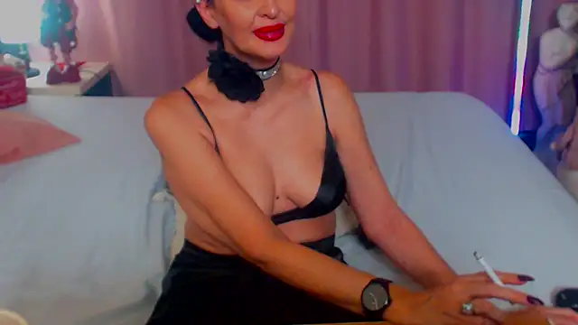 Snapshot of shannon4u chatting on December 2024 06:23:01 AM shannon4u online show from December 2024 06:23:01 AM