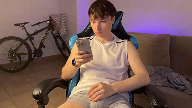 marcusmit online show from November 2025 03:33:01 PM