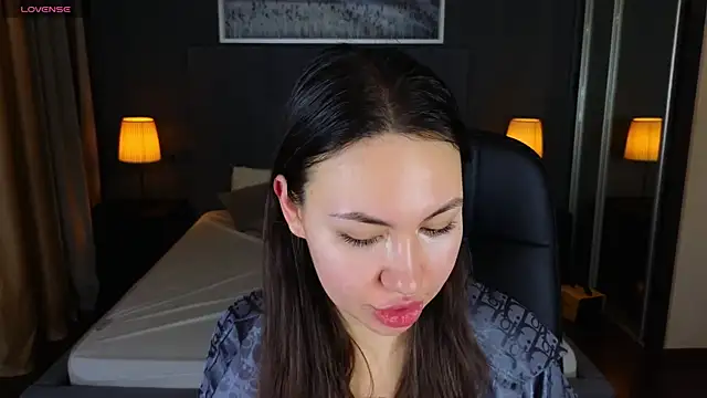 GIGI BENNET online show from December 2024 05:56:02 AM