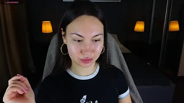 GIGI BENNET online show from December 2024 05:31:02 AM