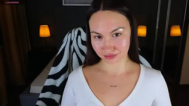 GIGI BENNET online show from January 2025 09:15:01 AM