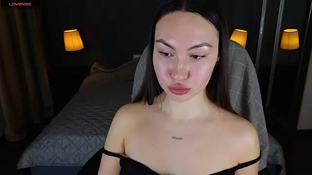 GIGI BENNET online show from January 2025 05:41:02 AM