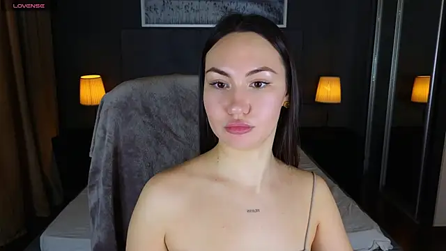 GIGI BENNET online show from January 2025 05:30:01 AM