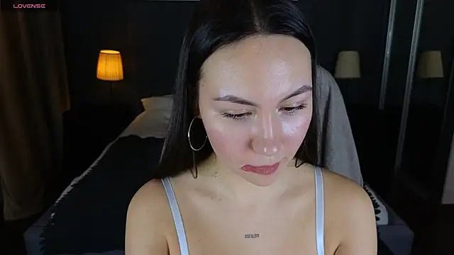 GIGI BENNET online show from February 2025 08:15:02 AM