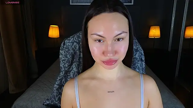GIGI BENNET online show from February 2025 05:15:01 AM