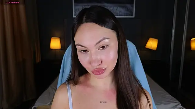 GIGI BENNET online show from March 2025 08:52:01 AM