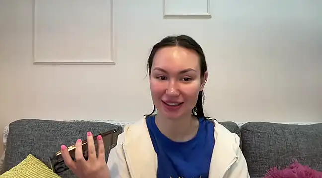 GIGI BENNET online show from March 2025 08:03:02 AM