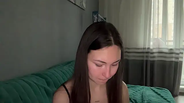 GIGI BENNET online show from September 2025 05:20:01 AM