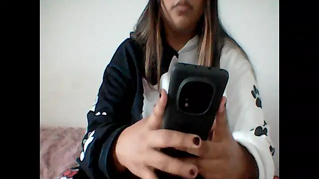 Snapshot of ArisaGonzalez chatting on November 2025 11:09:02 AM ArisaGonzalez online show from November 2025 11:09:02 AM