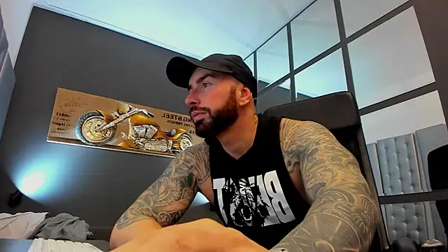 Snapshot of AronGrant chatting on February 2025 11:54:01 AM AronGrant online show from February 2025 11:54:01 AM