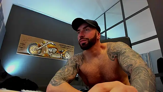 Snapshot of AronGrant chatting on March 2025 12:44:02 PM AronGrant online show from March 2025 12:44:02 PM