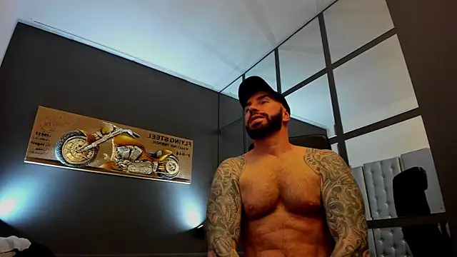 Snapshot of AronGrant chatting on March 2025 12:03:01 PM AronGrant online show from March 2025 12:03:01 PM