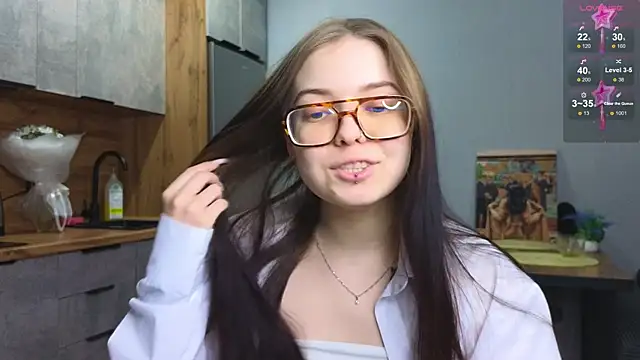 Snapshot of doll_lol_ chatting on January 2025 05:47:02 PM doll lol online show from January 2025 05:47:02 PM