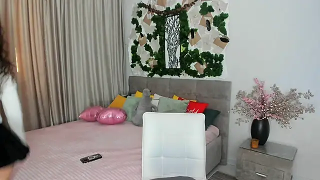 AgnieszkaBanana online show from March 2025 04:16:02 AM